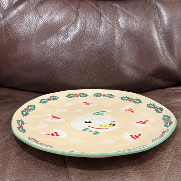 Snowman with Santa Hats & Holly - Vintage Style Christmas Dinner Plate - Picture 3 of 6